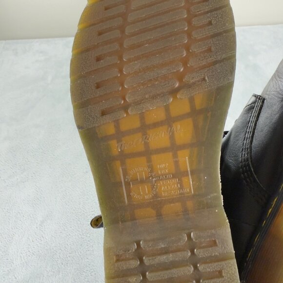 Black Leather Boots - Picture 15 of 15